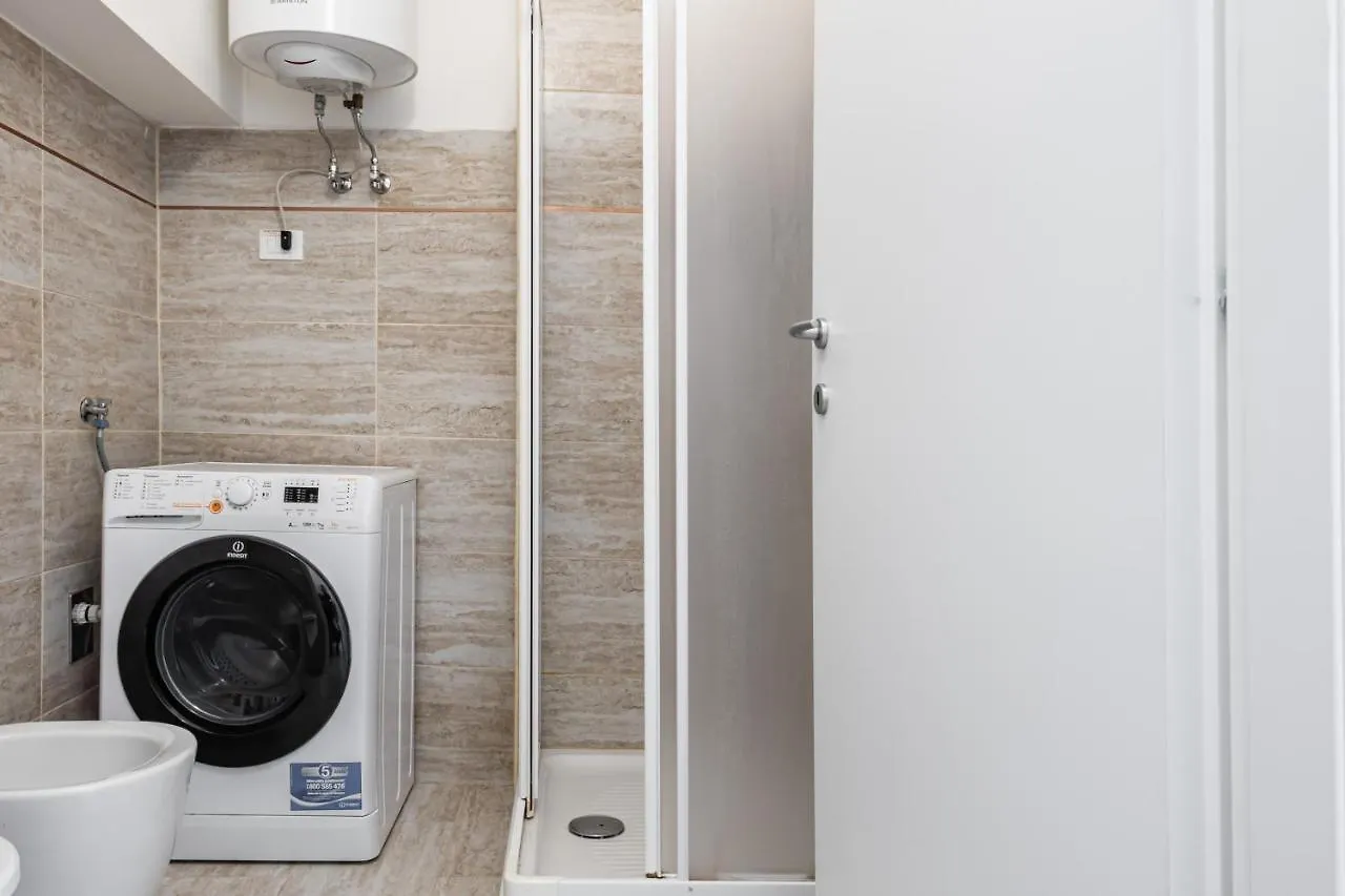 Apartamento RELSTAY - Porta Romana - Large Studio Milán Italia
